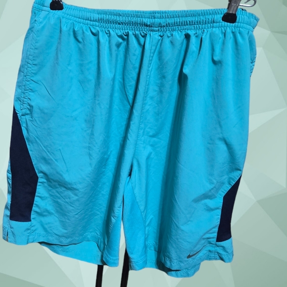 NIKE Running Dri Fit Turquoise Short Size Large - Picture 1 of 4